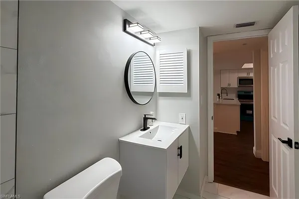 $1,950 | 15171 Cedarwood Lane, Unit 3202, Naples, FL 34110