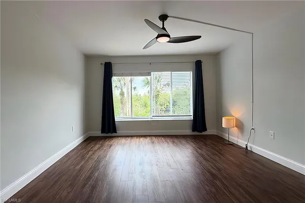 $1,950 | 15171 Cedarwood Lane, Unit 3202, Naples, FL 34110