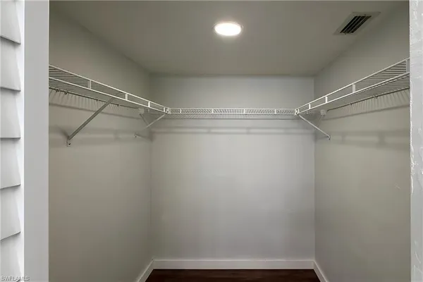 $1,950 | 15171 Cedarwood Lane, Unit 3202, Naples, FL 34110