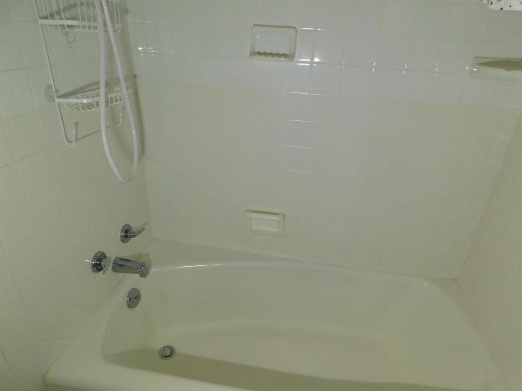 304 8th Street Southeast Springhill, LA 71075 - Photo 32 of 36