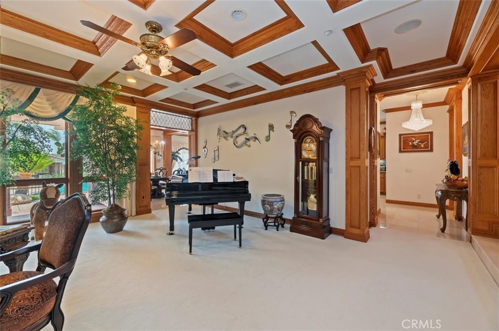 6975 Wyndham Hill Drive Riverside, CA 92506 - Photo 12 of 43