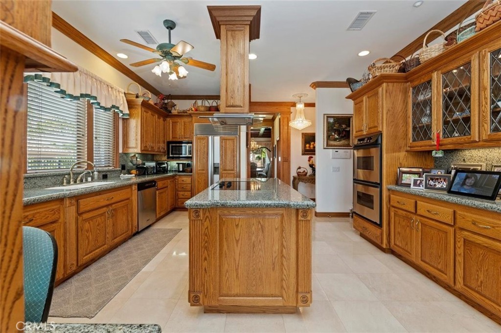 6975 Wyndham Hill Drive Riverside, CA 92506 - Photo 21 of 43