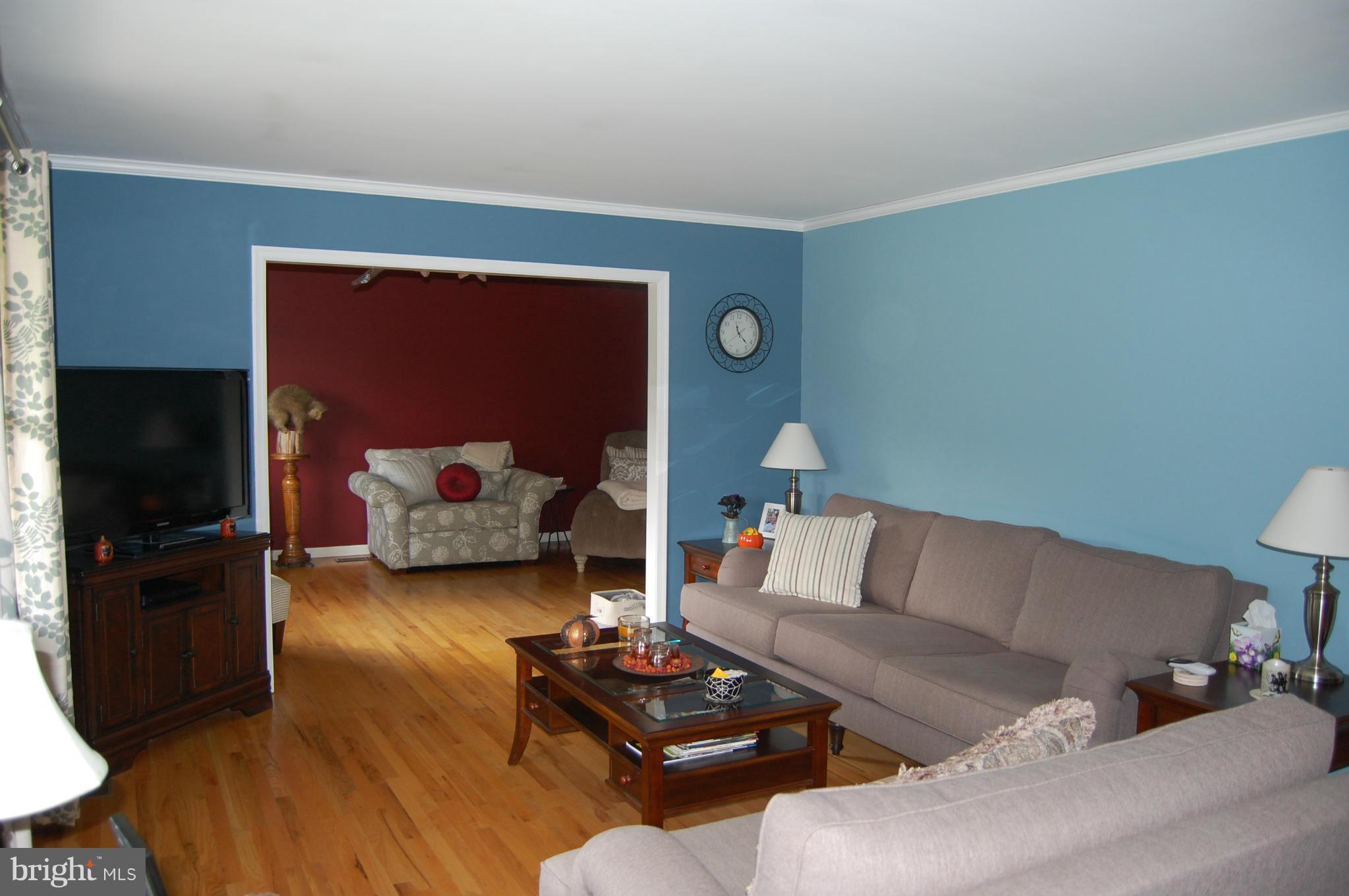 9485 Quail Run Road Denton, MD 21629 - Photo 6 of 28 Living Room