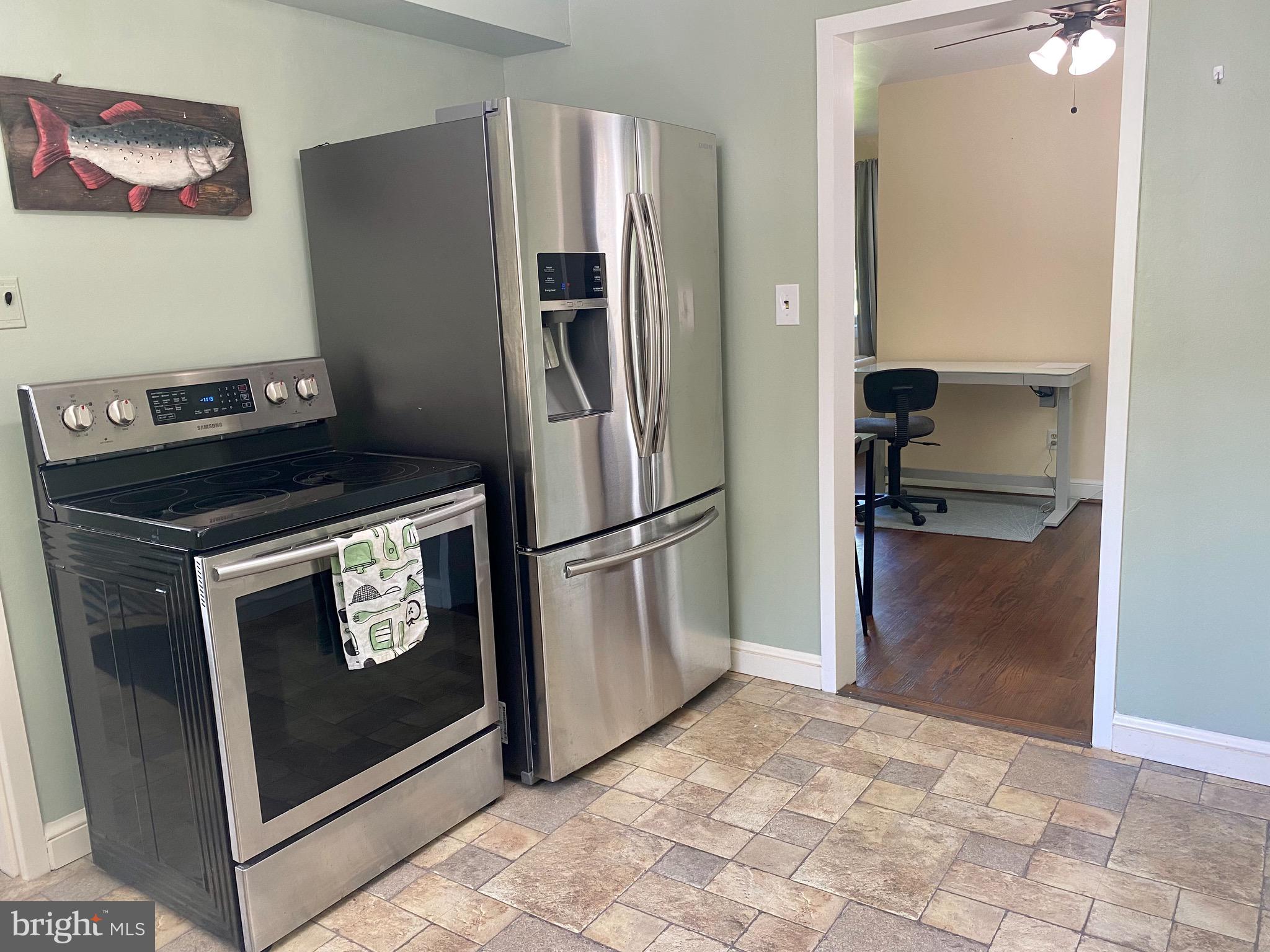 9901 Markham Street Silver Spring, MD 20901 - Photo 19 of 43 Kitchen