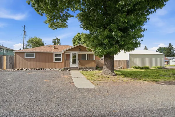 $350,000 | 319 Spence Street, Medical Lake, WA 99022
