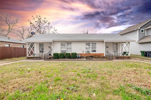 $325,000 | 206 East Rogers Street, Arlington, TX 76011