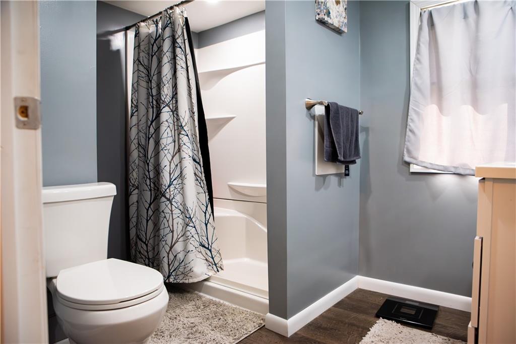 1302 Old Princeton Road New Castle, PA 16101 - Photo 21 of 33 Upper level walk in shower
