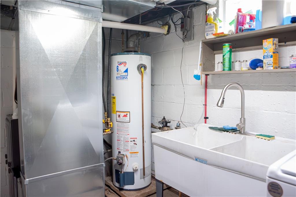 1302 Old Princeton Road New Castle, PA 16101 - Photo 33 of 33 Hot water heater