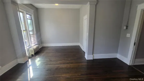 $1,800 | 61 South Hamilton Street, Unit 2, Poughkeepsie, NY 12601