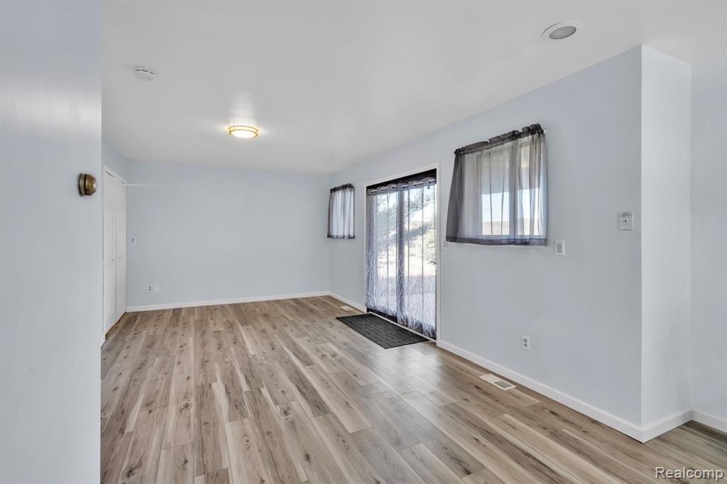 14269 Cole Road Linden, MI 48451 - Photo 19 of 67