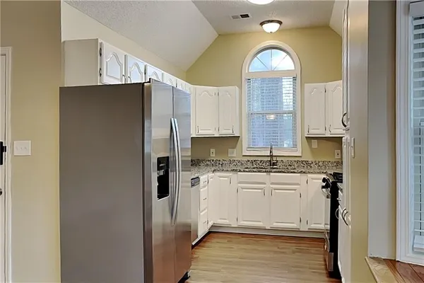 $1,995 | 3553 Hogan Drive Northwest, Kennesaw, GA 30152