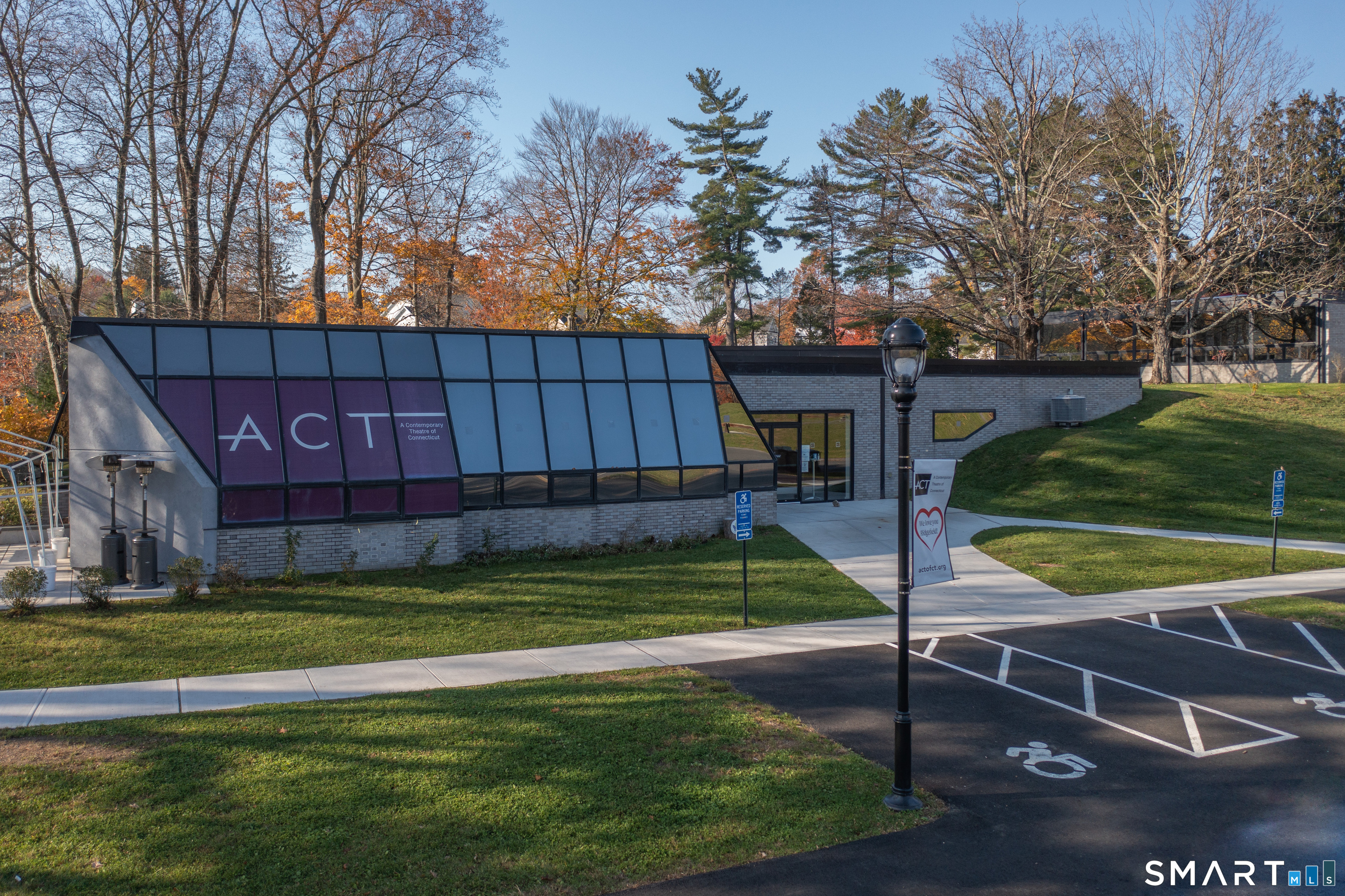 564 Barrack Hill Road Ridgefield, CT 06877 - Photo 36 of 40