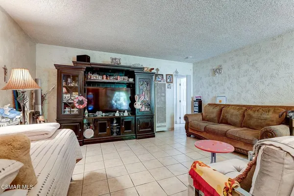 $849,995 | 15050 Polk Street, Unit 15052 POLK ST SYLMAR, Sylmar, CA 91342