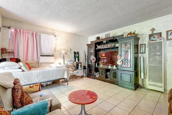 $849,995 | 15050 Polk Street, Unit 15052 POLK ST SYLMAR, Sylmar, CA 91342