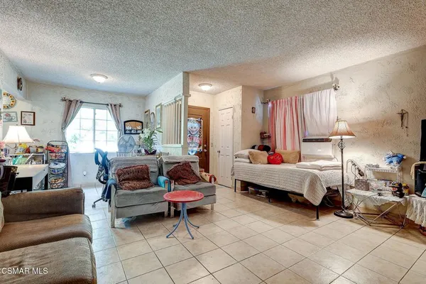$849,995 | 15050 Polk Street, Unit 15052 POLK ST SYLMAR, Sylmar, CA 91342
