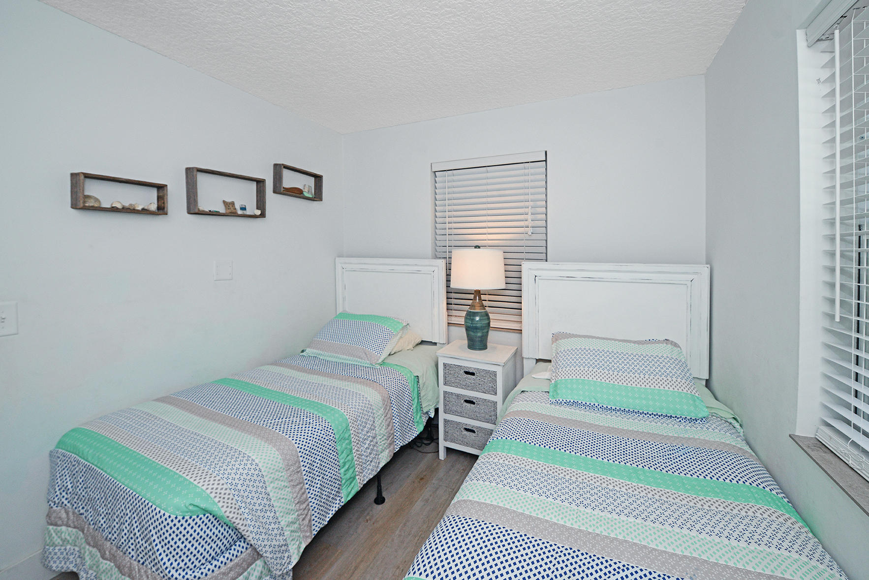1257 Beach Road Singer Island, FL 33404 - Photo 25 of 71 012_5412A