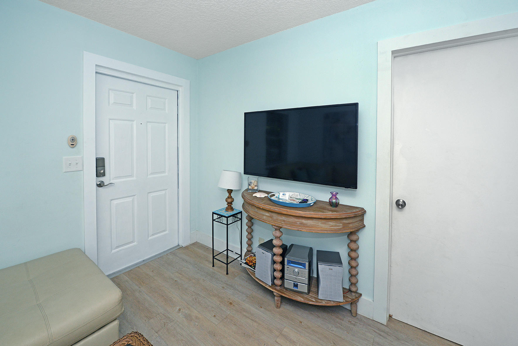 1257 Beach Road Singer Island, FL 33404 - Photo 31 of 71 012_5443A