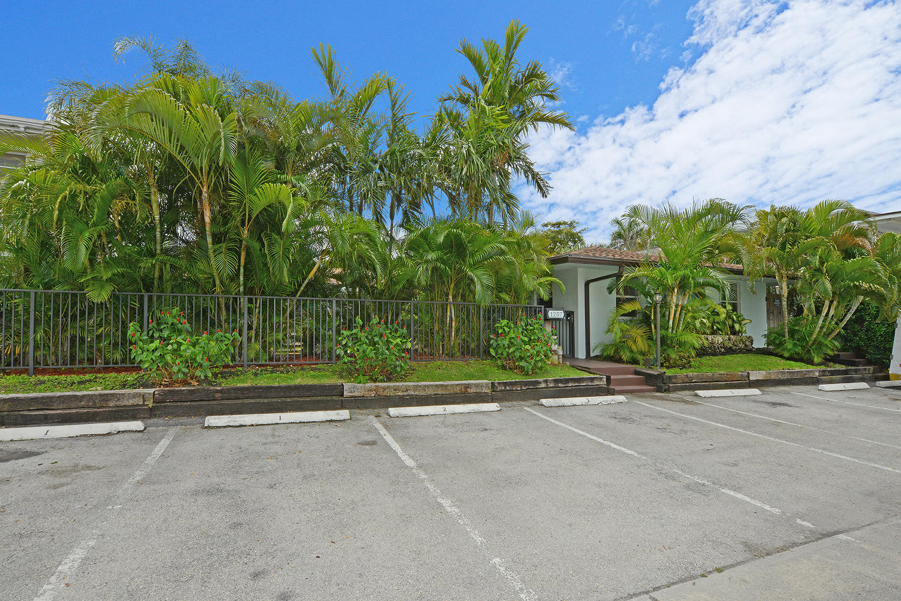 1257 Beach Road Singer Island, FL 33404 - Photo 61 of 71 012_5293A