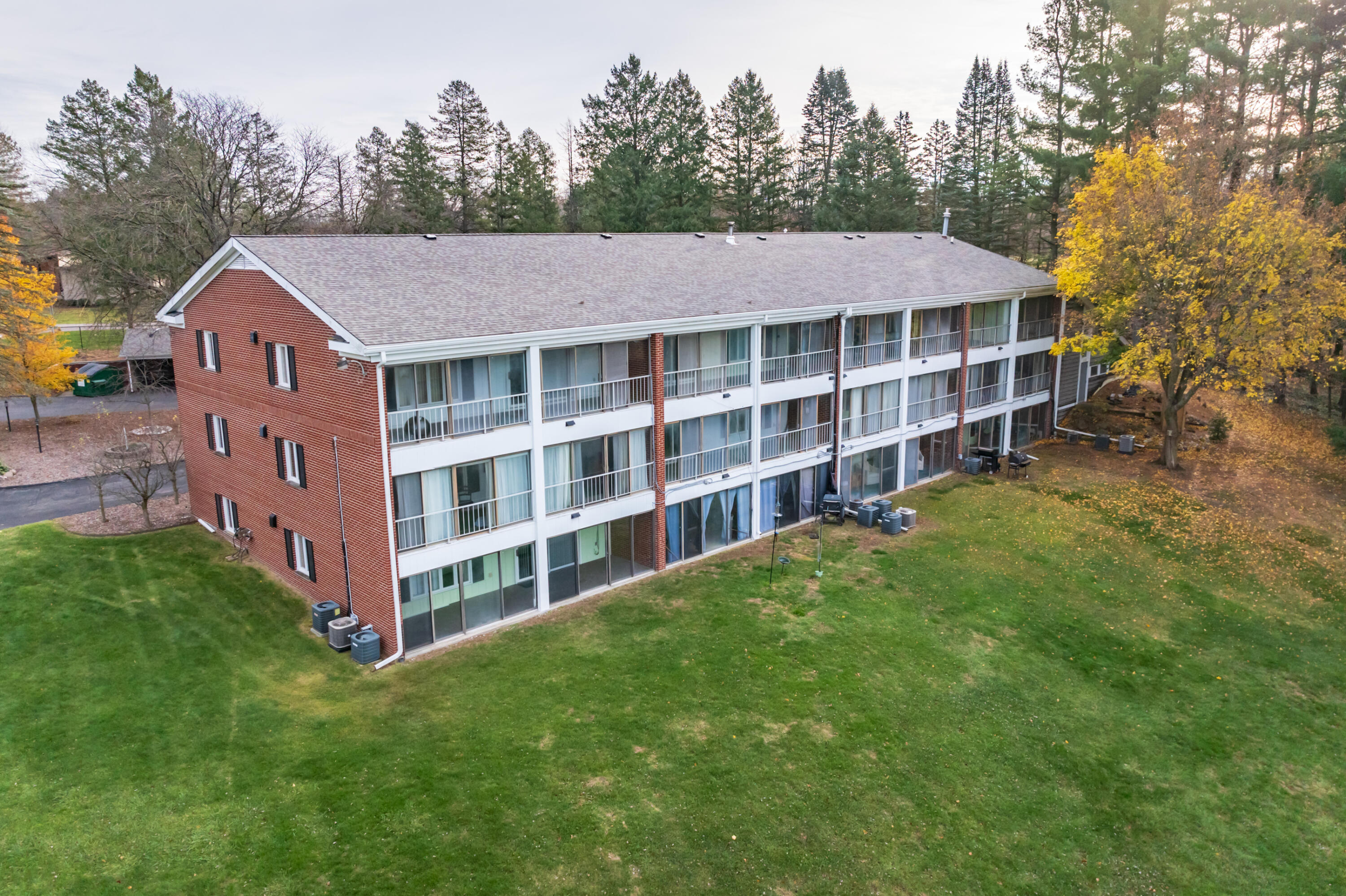 561 Garrison Road Battle Creek, MI 49017 - Photo 22 of 66
