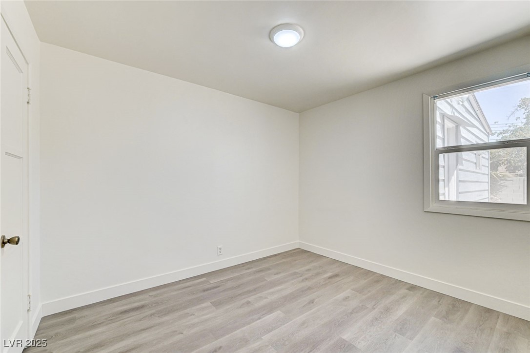 1405 East Bridger Avenue, Unit A Las Vegas, NV 89101 - Photo 15 of 37