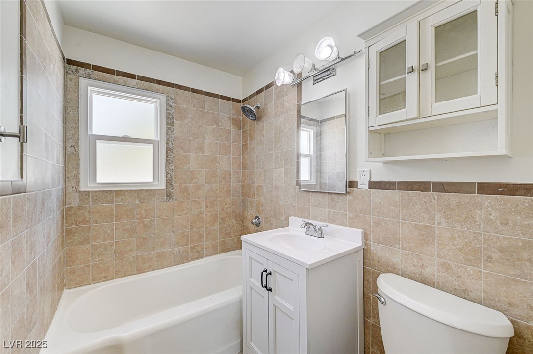 1405 East Bridger Avenue, Unit A Las Vegas, NV 89101 - Photo 19 of 37