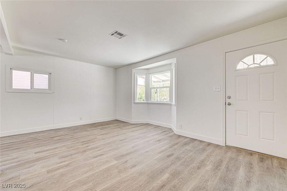 1405 East Bridger Avenue, Unit A Las Vegas, NV 89101 - Photo 6 of 37