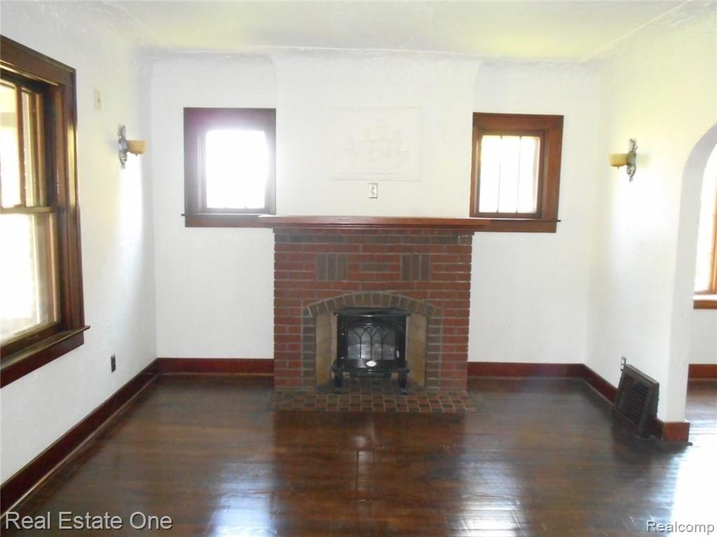 27485 Sibley Road Romulus, MI 48174 - Photo 30 of 54 DSCN1979.JPG