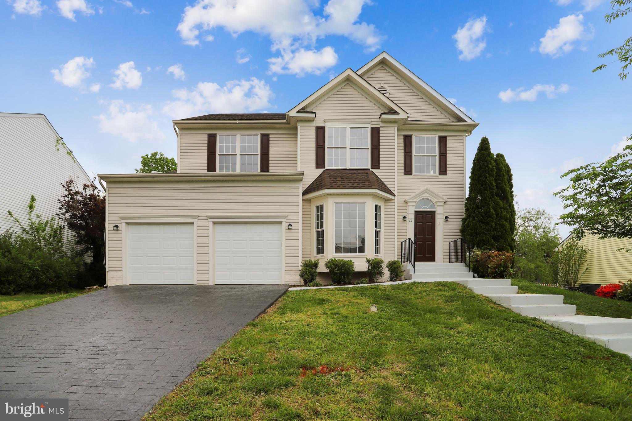 16 Sunset Ridge Lane Fredericksburg, VA 22405 - Photo 1 of 35 a view of a house with a yard