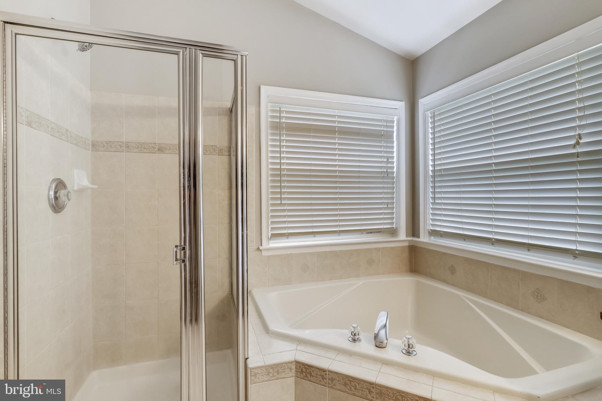 16 Sunset Ridge Lane Fredericksburg, VA 22405 - Photo 19 of 35 a bathroom with a shower and a bathtub