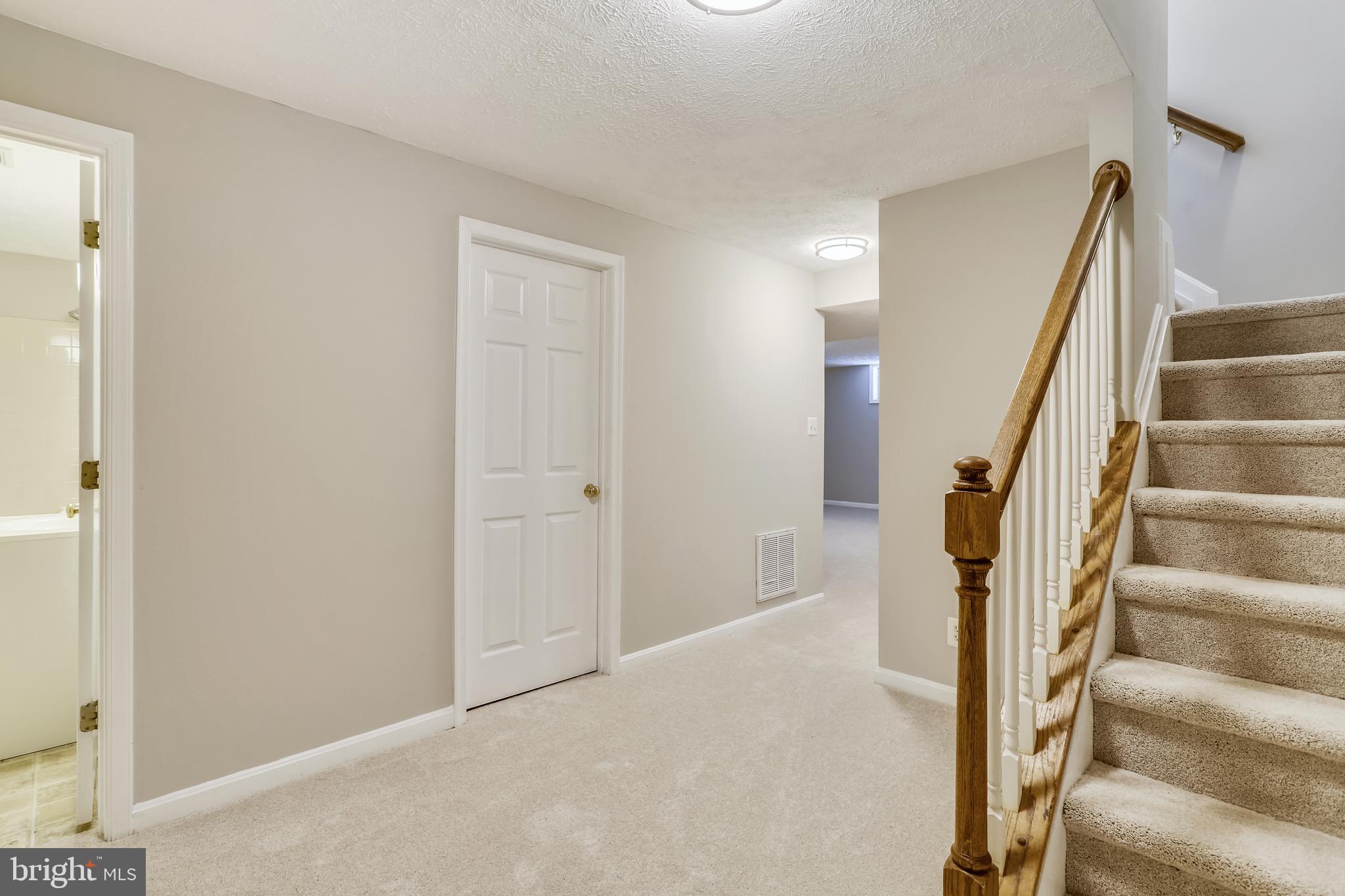 16 Sunset Ridge Lane Fredericksburg, VA 22405 - Photo 27 of 35 a view of an entryway with staircase