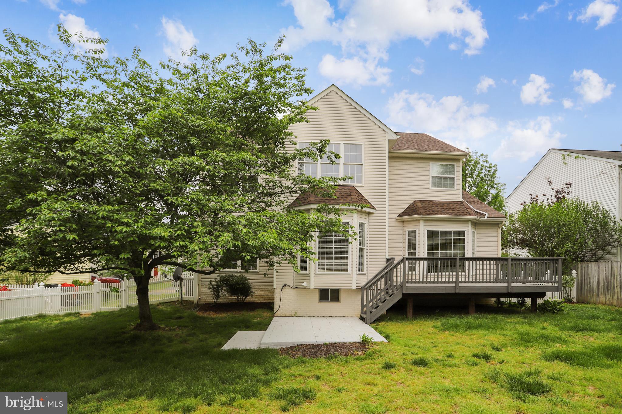 16 Sunset Ridge Lane Fredericksburg, VA 22405 - Photo 35 of 35 a front view of house with yard and trees in the background