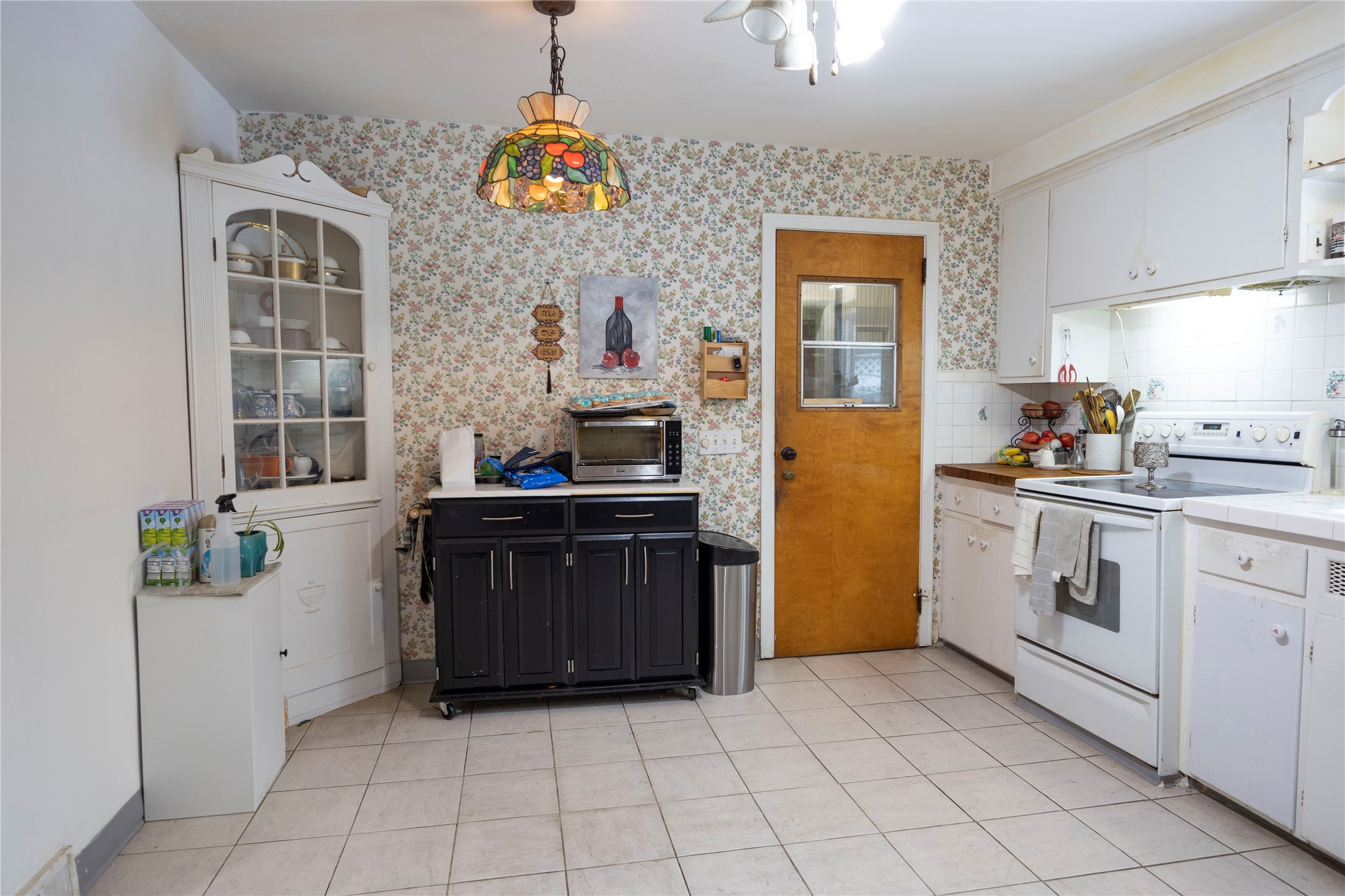 3613 Vestal Road Vestal, NY 13850 - Photo 15 of 48