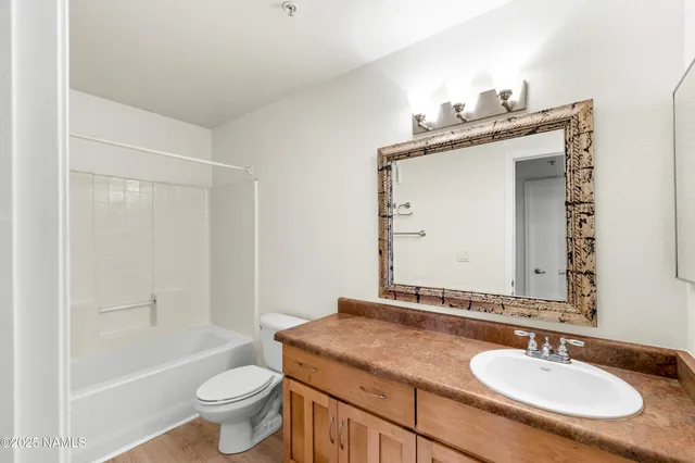 $334,900 | 1385 West University Avenue, Unit 240, Flagstaff, AZ 86001