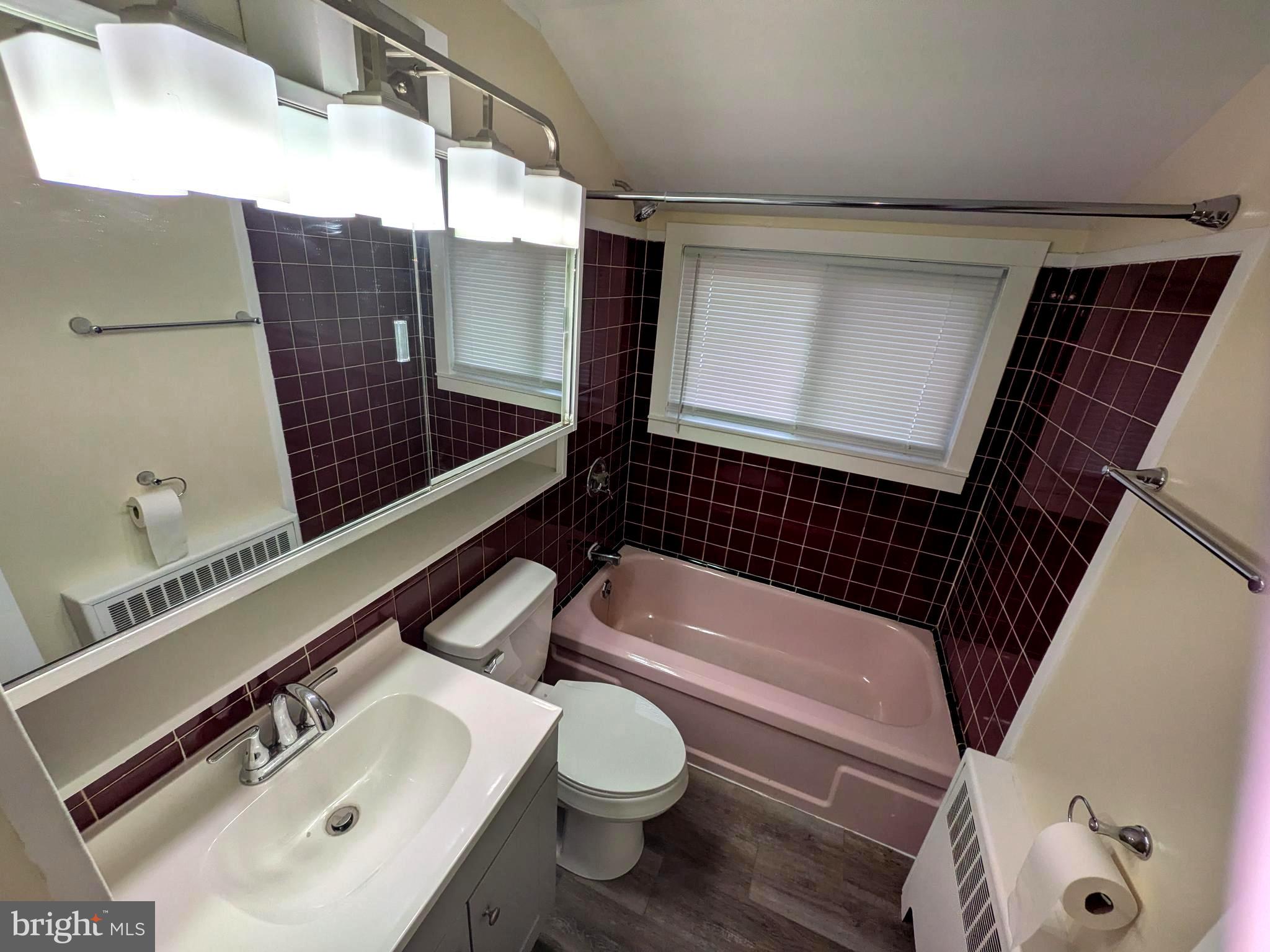 71 Handy Road Levittown, PA 19056 - Photo 13 of 15