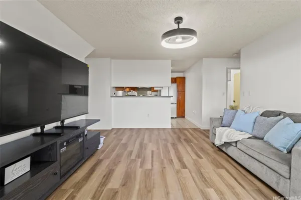 $475,000 | 94-506 Kupuohi Street, Unit 7102, Waipahu, HI 96797