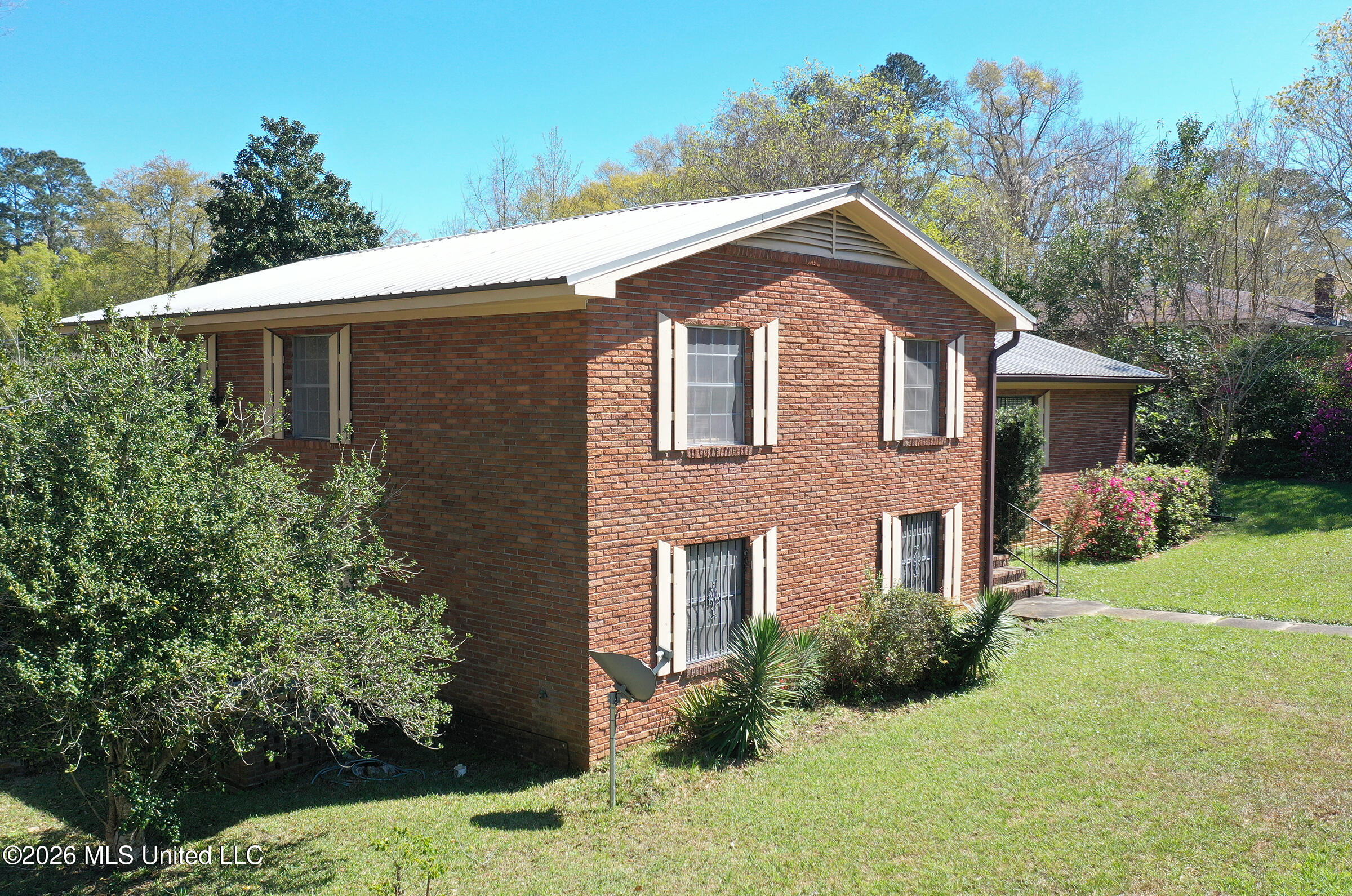 201 Sinclair Street McComb, MS 39648 - Photo 54 of 54 DJI_0078