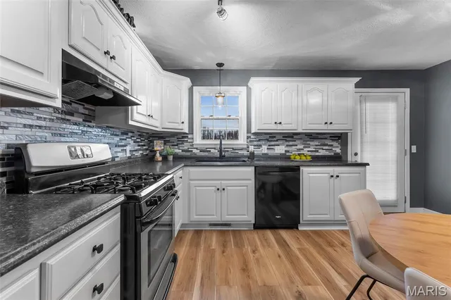 $205,000 | 2163 East County Highway 450, Sikeston, MO 63801