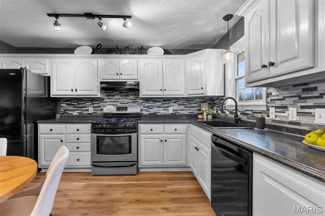 $205,000 | 2163 East County Highway 450, Sikeston, MO 63801