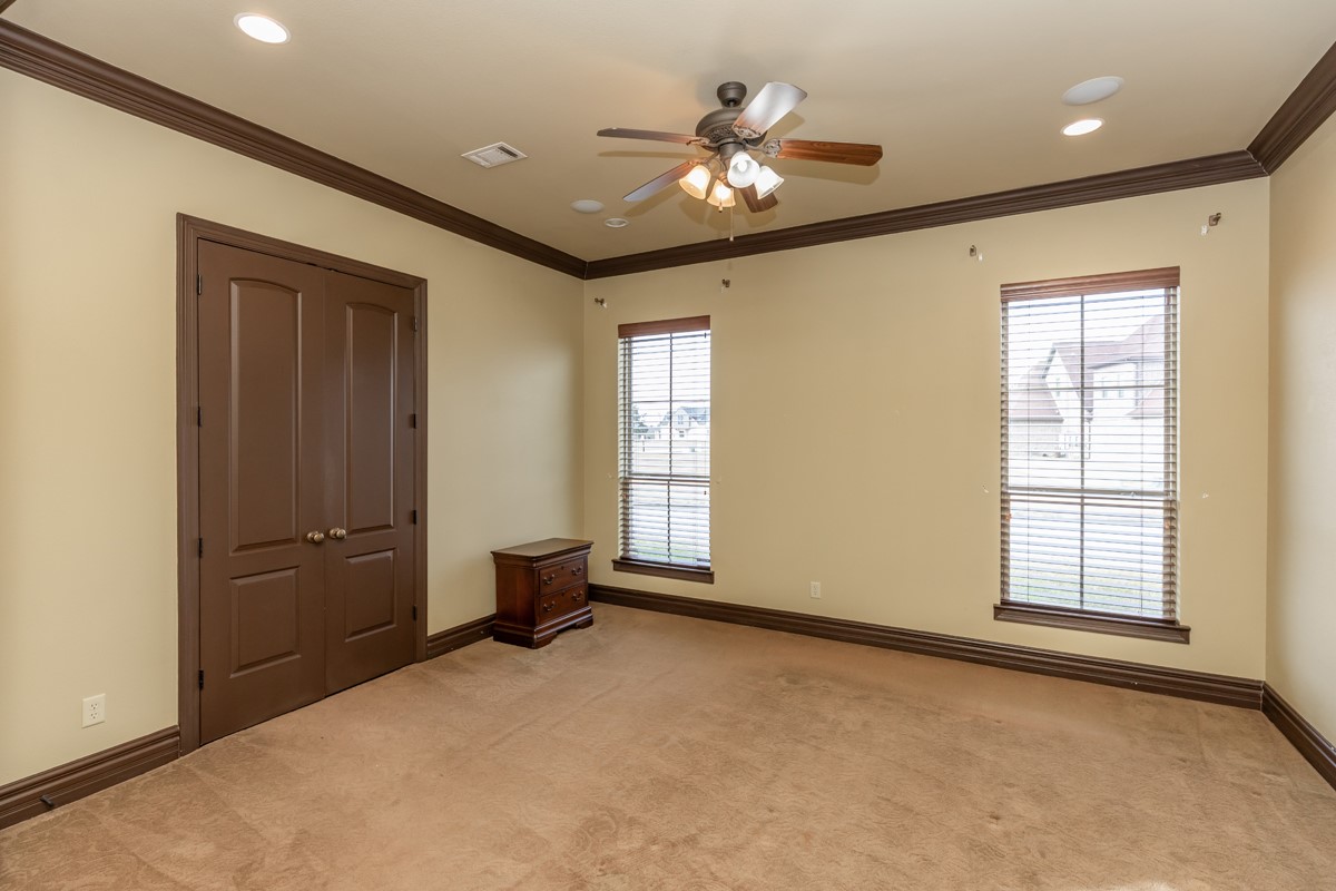 3365 Esplanade Beaumont, TX 77707 - Photo 22 of 33 a view of an empty room with a window
