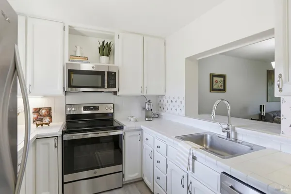 $579,000 | 823 VÃa Casitas, Greenbrae, CA 94904