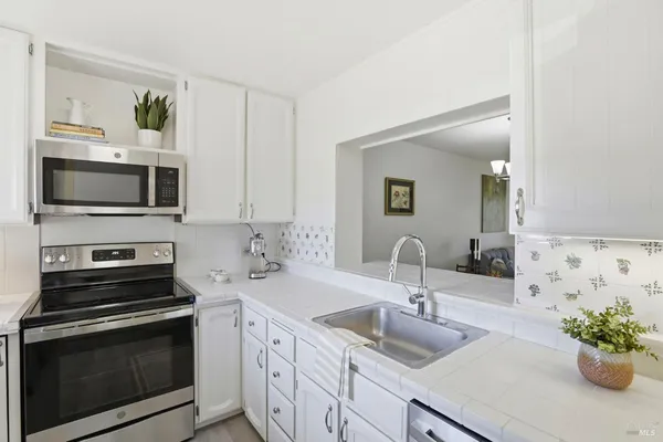 $579,000 | 823 VÃa Casitas, Greenbrae, CA 94904