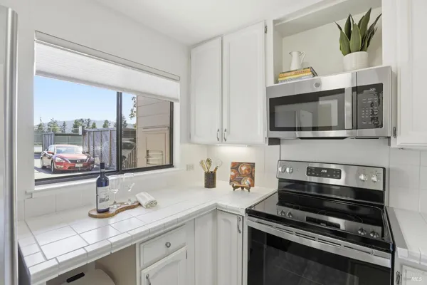 $579,000 | 823 VÃa Casitas, Greenbrae, CA 94904