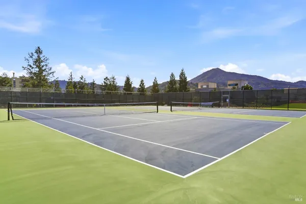 $579,000 | 823 VÃa Casitas, Greenbrae, CA 94904