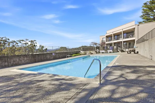 $579,000 | 823 VÃa Casitas, Greenbrae, CA 94904