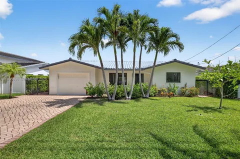 $1,398,000 | 2481 Southeast 15th Street, Pompano Beach, FL 33062
