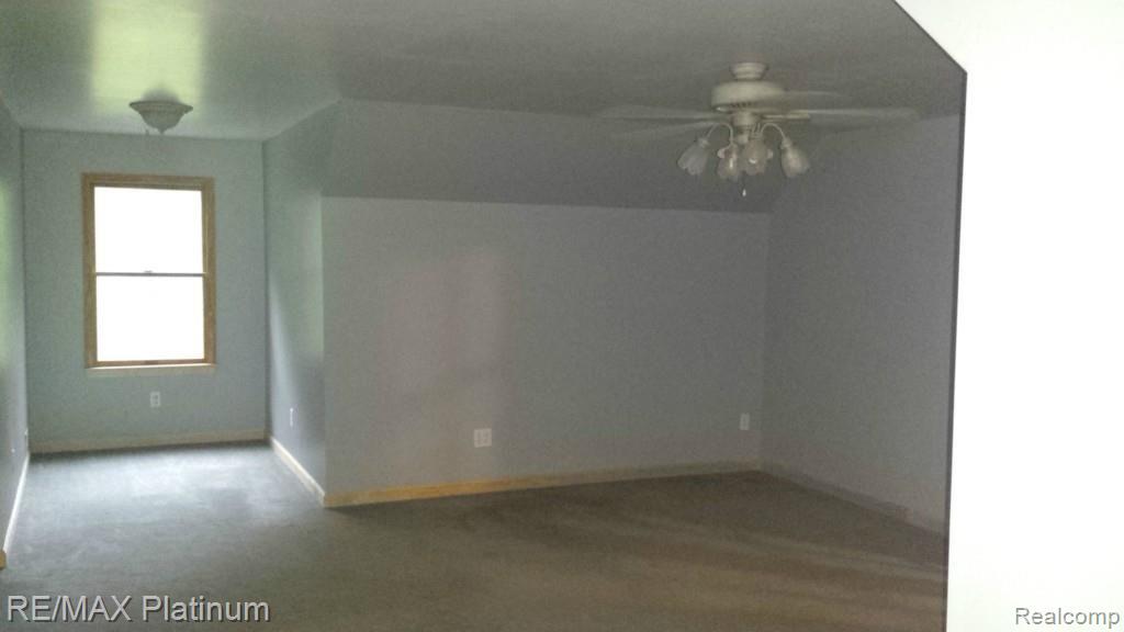15331 Murray Road Byron, MI 48418 - Photo 21 of 29 20140602_183047.jpg