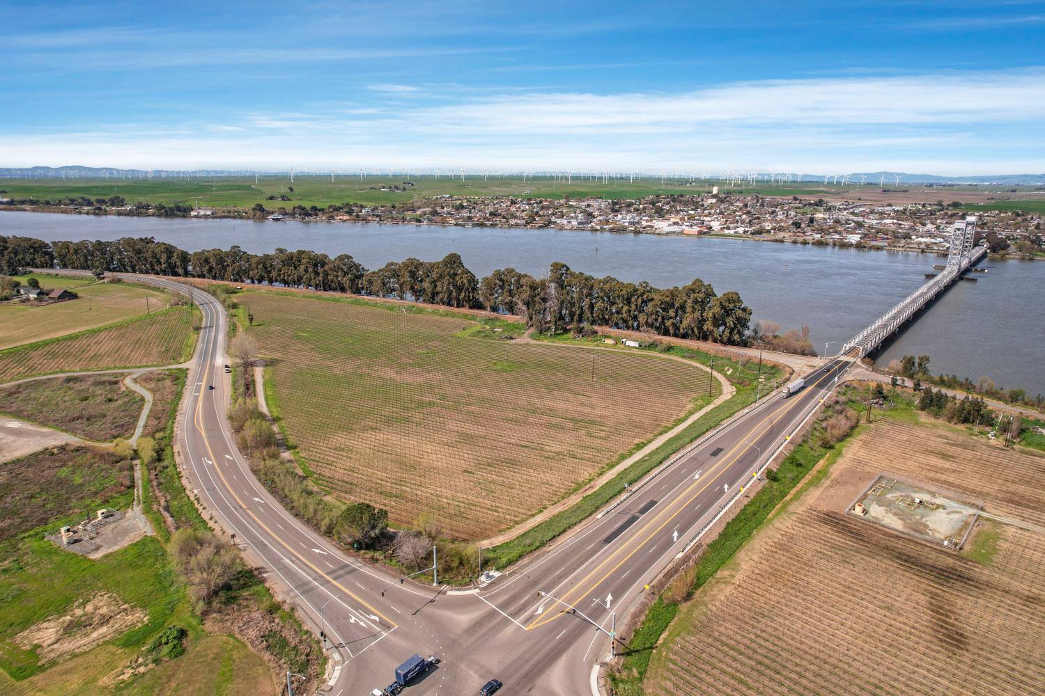 16550 Highway 160 Rio Vista, CA 94571 - Photo 4 of 26 a view of a city