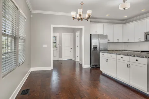 $3,850 | 4520 Georgia Avenue, Nashville, TN 37209