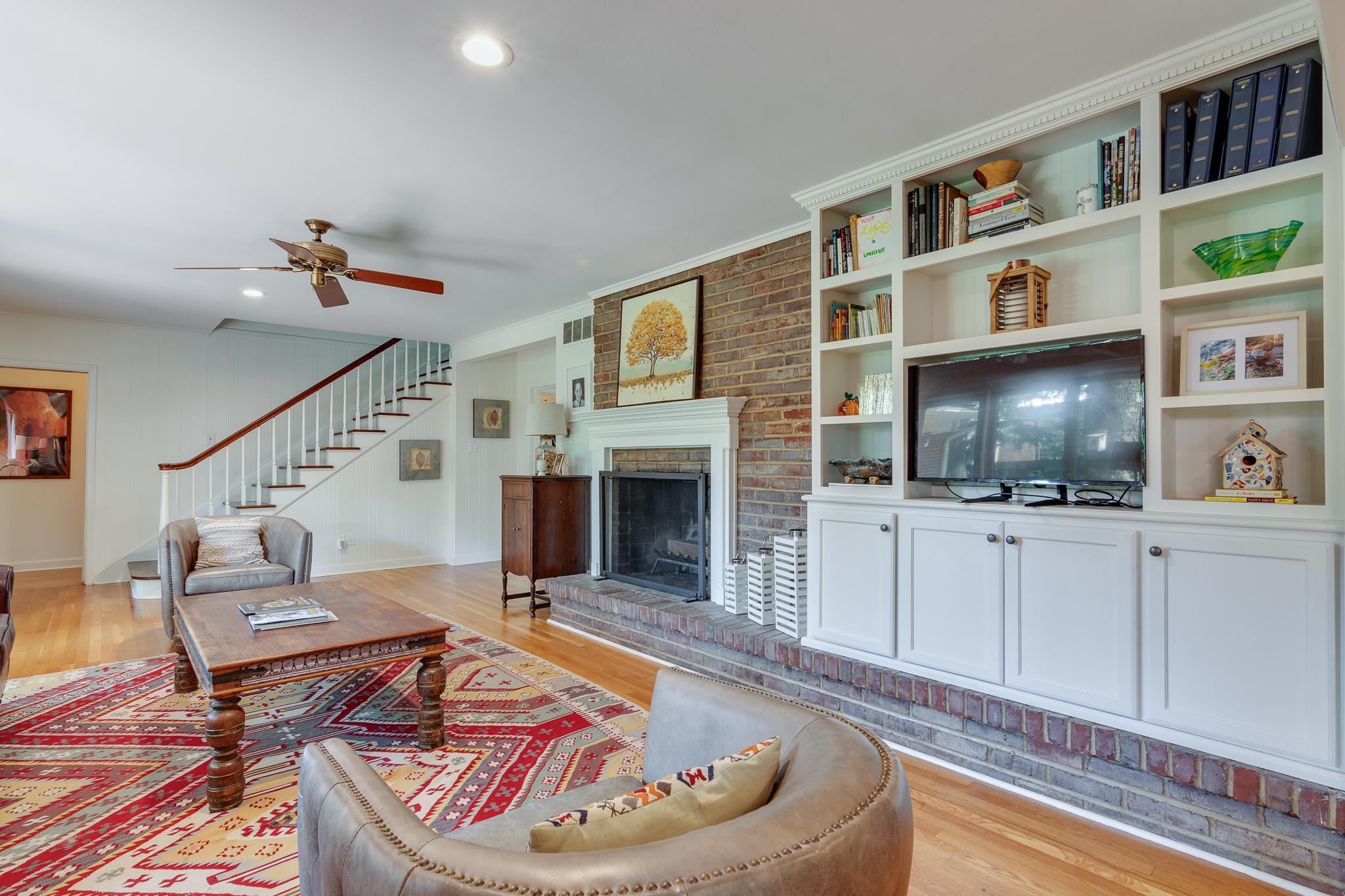 4263 Burgundy Road Memphis, TN 38111 - Photo 13 of 38 Built-ins in Den/Hearth Room give you a place for display and storage.