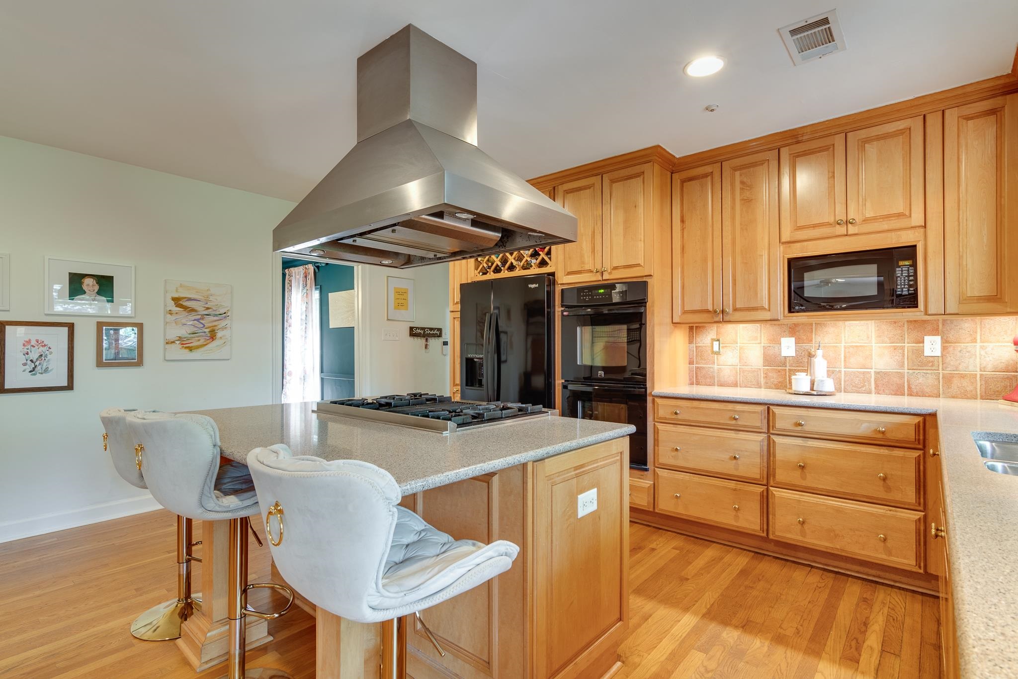 4263 Burgundy Road Memphis, TN 38111 - Photo 9 of 38 Island allows for gatherings! This Kitchen is the heart of the home.